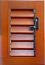 Opis: C:\Documents and Settings\AdminC\Pulpit\Strona_internetowa\holz\fensterlaeden_pliki\image023.png